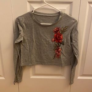 Cute crop top , small